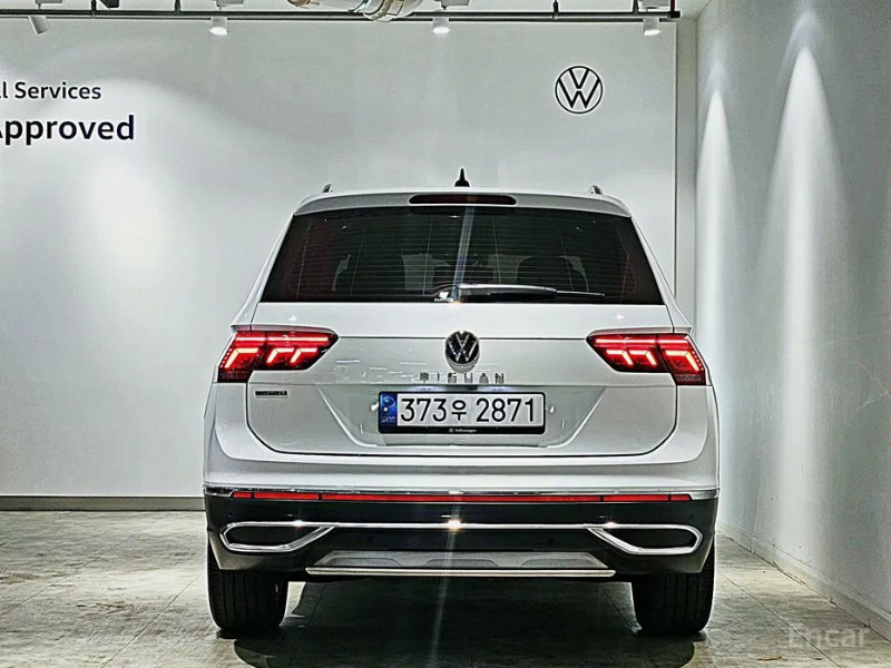 car Volkswagen Tiguan id55823 photo #4