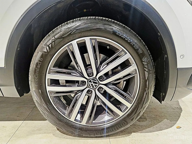 car Volkswagen Tiguan id55823 photo #5