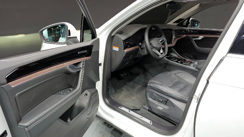 car Volkswagen Touareg id55829 photo #10