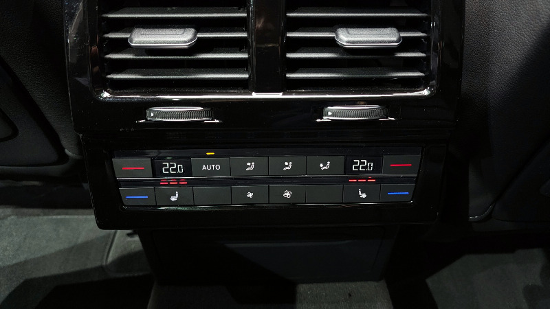 car Volkswagen Touareg id55829 photo #19