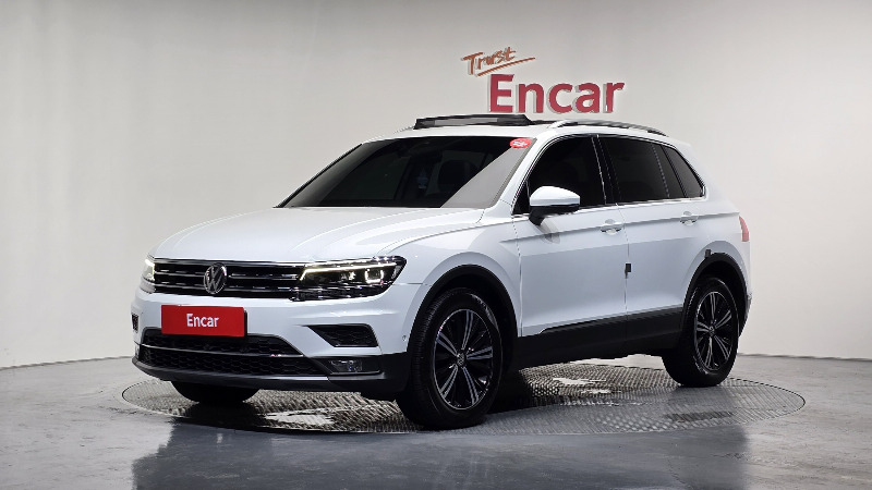 car Volkswagen Tiguan id55830 main photo