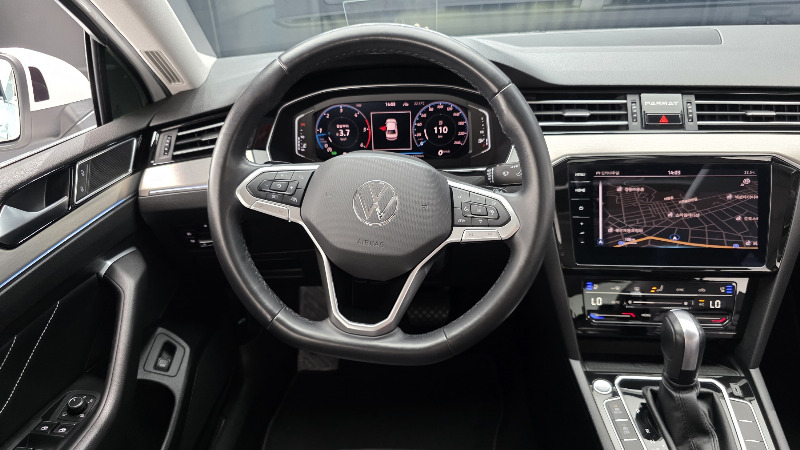 car Volkswagen Passat id55832 photo #13