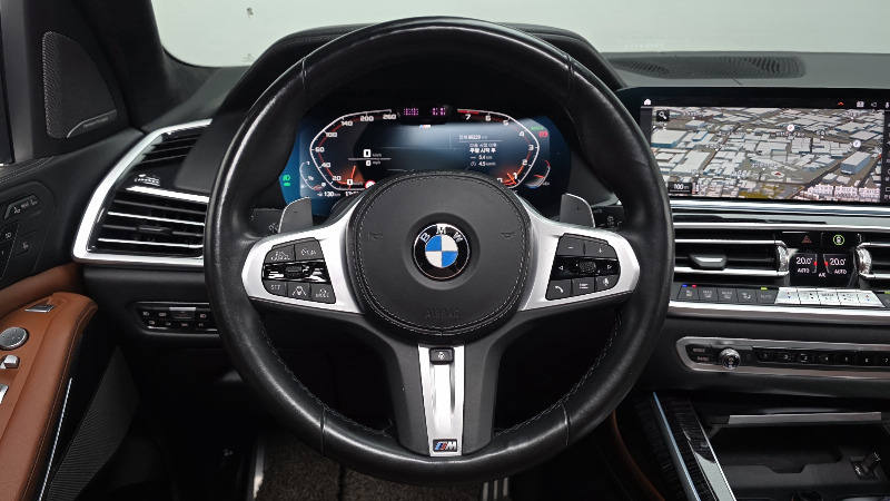 car BMW X7 id55843 photo #12