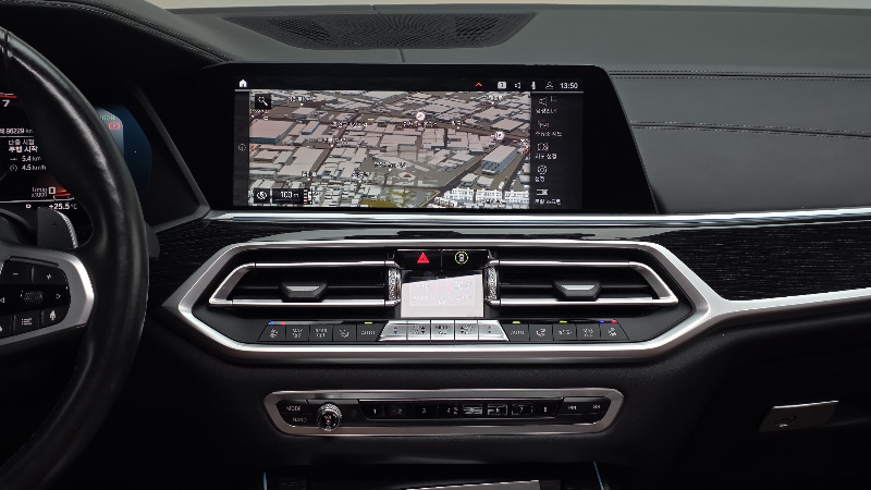 car BMW X7 id55843 photo #13