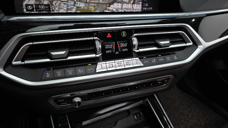 car BMW X7 id55843 photo #19