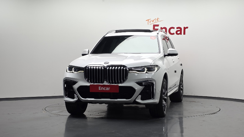car BMW X7 id55843 photo #3