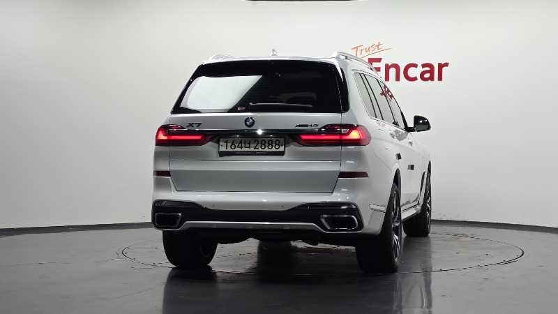 car BMW X7 id55843 photo #4