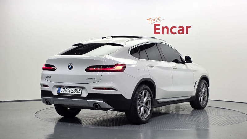 car BMW X4 id55849 photo #2