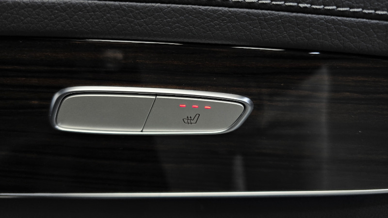 car Mercedes Benz GLC id55906 photo #19