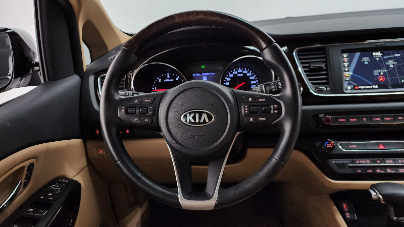 car KIA Carnival id55933 photo #13