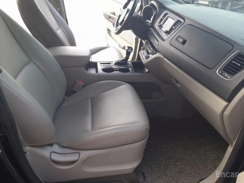 car KIA Carnival id55967 photo #16