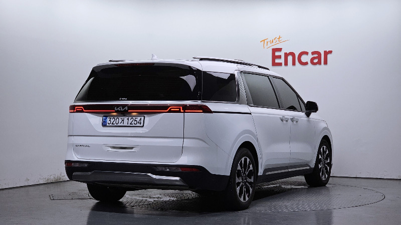 car KIA Carnival id55992 photo #2