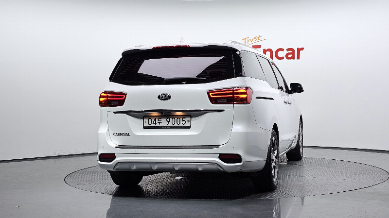 car KIA Carnival id56007 photo #4