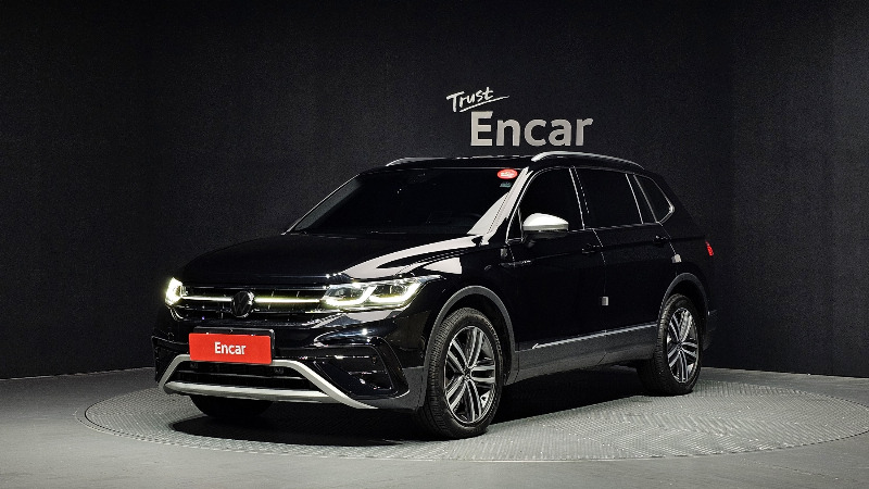 car Volkswagen Tiguan id56037 main photo