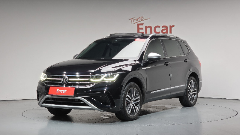 car Volkswagen Tiguan id56038 main photo