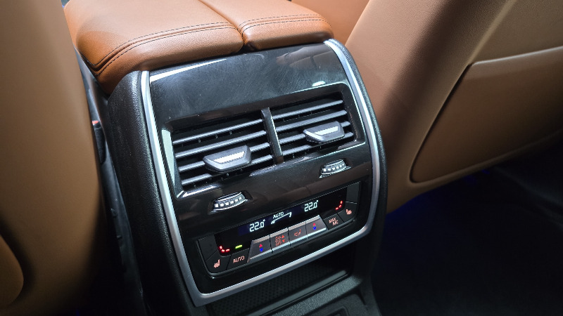 car BMW X7 id56074 photo #19