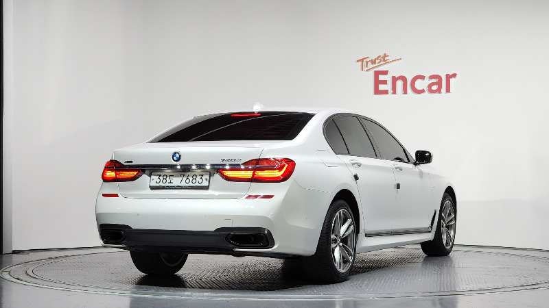 car BMW 7 Series id56111 photo #2