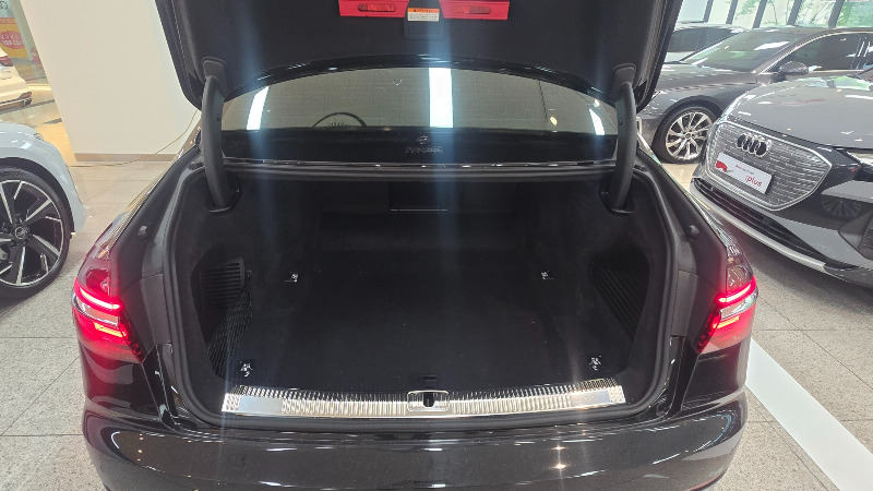 car Audi A8 id56145 photo #6