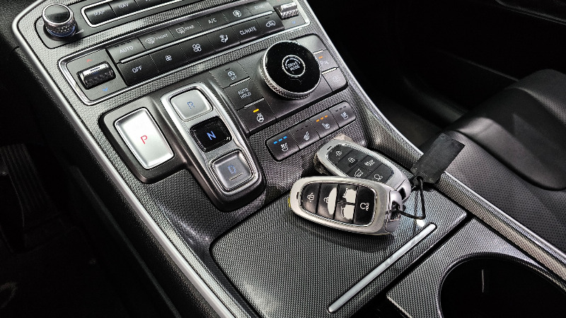 car Hyundai Santa FE id56183 photo #9