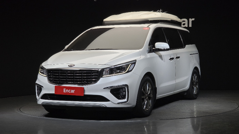 car KIA Carnival id56287 main photo