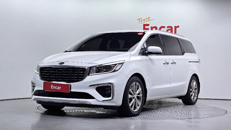 car KIA Carnival id56297 main photo