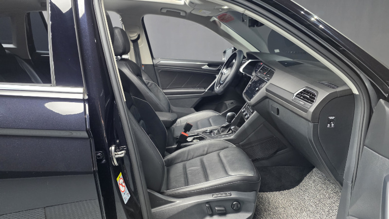 car Volkswagen Tiguan id56314 photo #11
