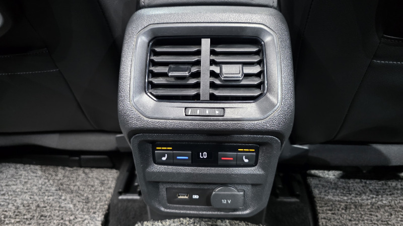 car Volkswagen Tiguan id56314 photo #19