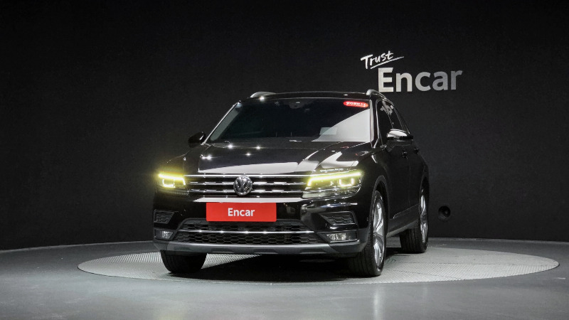 car Volkswagen Tiguan id56314 photo #3
