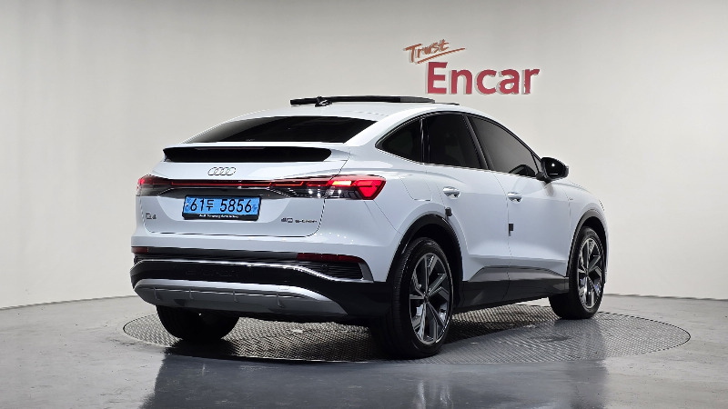 car Audi Q4 e-tron id56358 photo #2