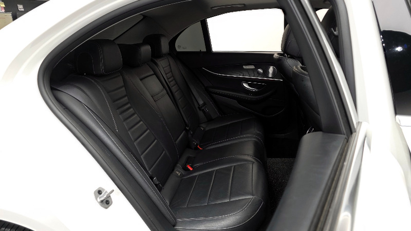 car Mercedes Benz E Class id56367 photo #11