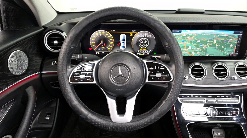 car Mercedes Benz E Class id56367 photo #15
