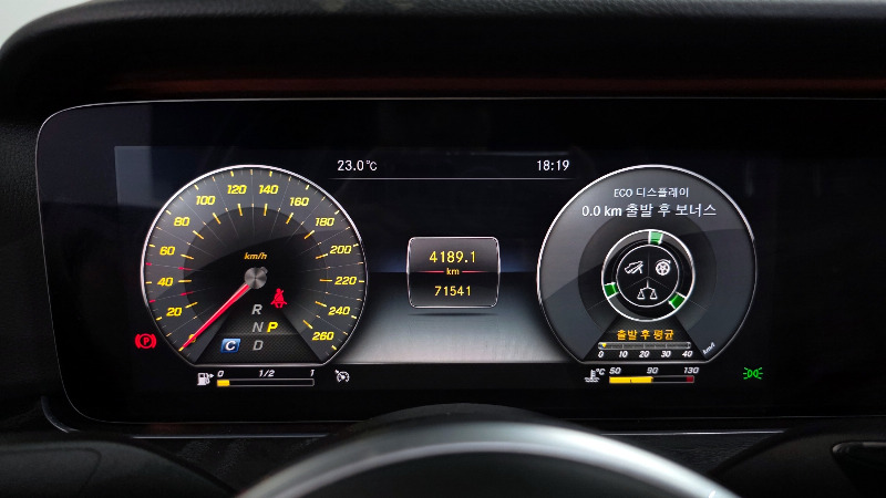 car Mercedes Benz E Class id56367 photo #8