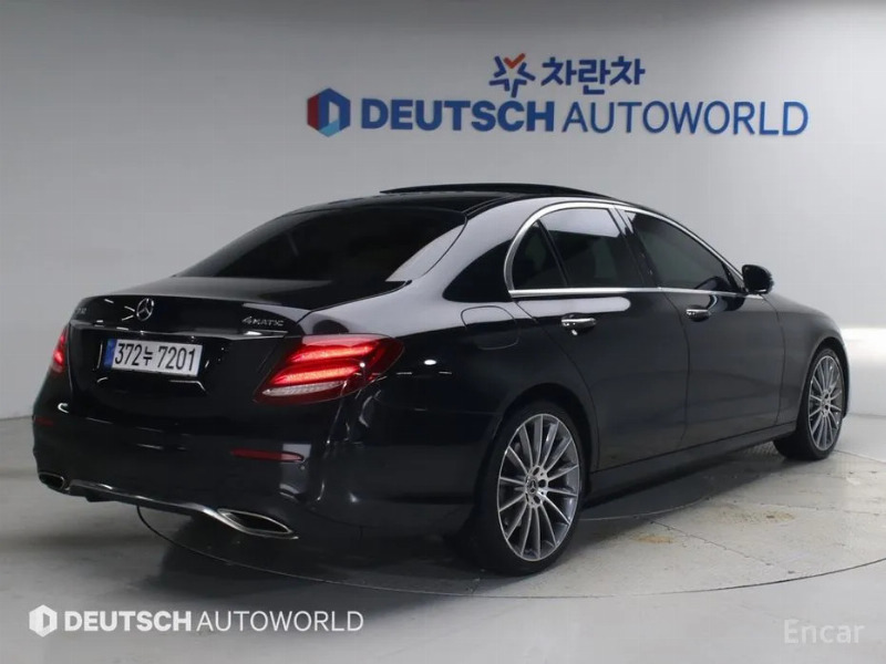 car Mercedes Benz E Class id56368 photo #2