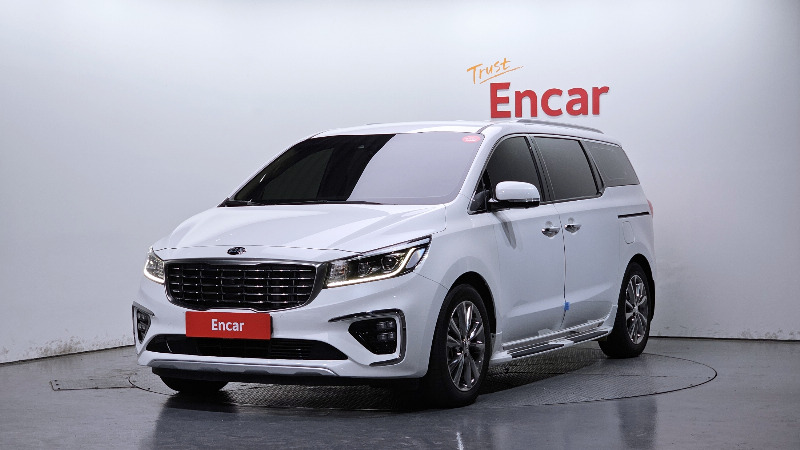 car KIA Carnival id56405 main photo