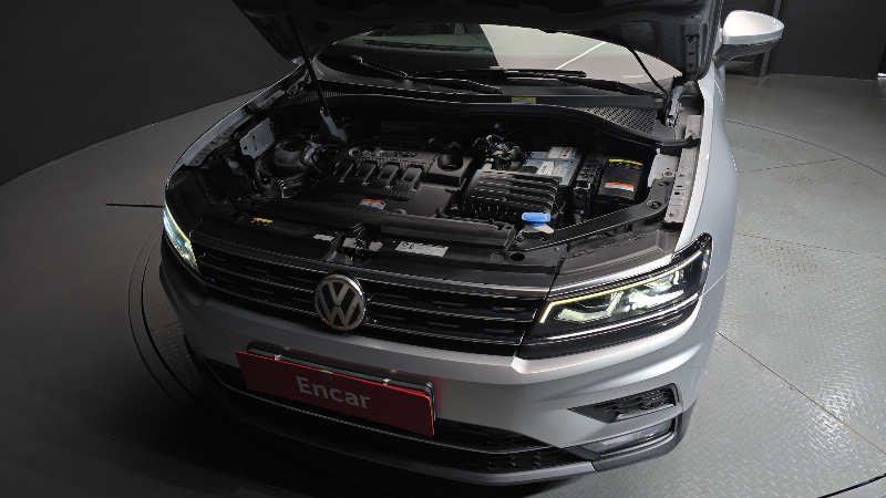 car Volkswagen Tiguan id56433 photo #6