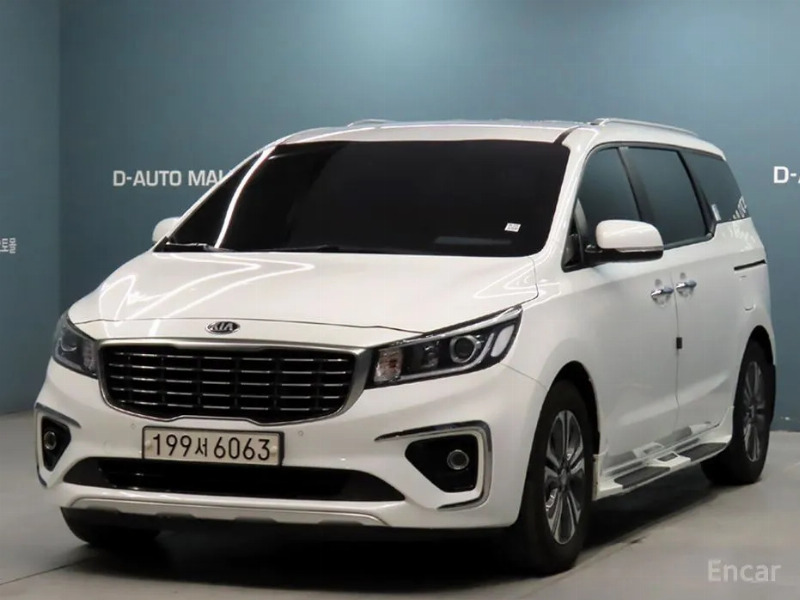 car KIA Carnival id56504 main photo