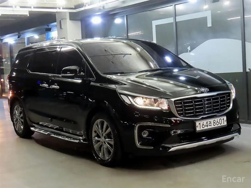 car KIA Carnival id56517 main photo