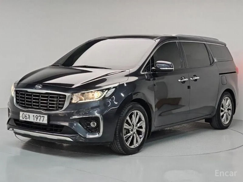 car KIA Carnival id56518 main photo