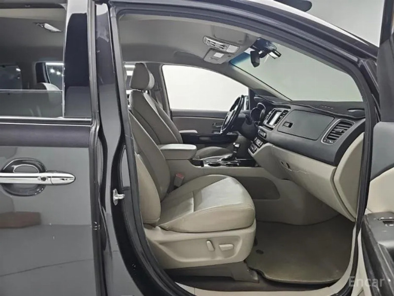 car KIA Carnival id56518 photo #17