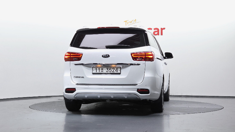 car KIA Carnival id56533 photo #4