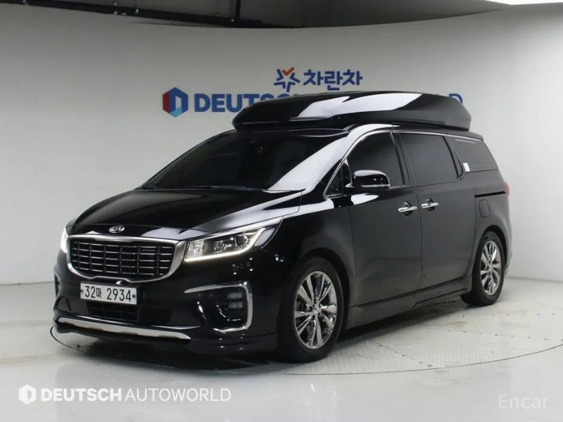 car KIA Carnival id56536 main photo