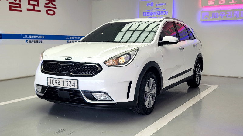 car KIA Niro id56583 main photo