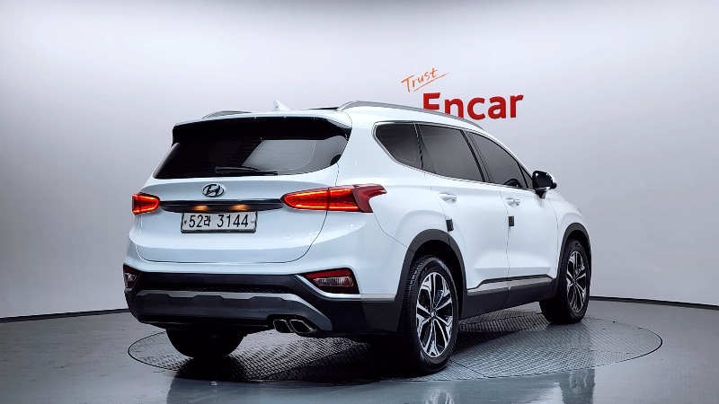 car Hyundai Santa FE id56779 photo #2