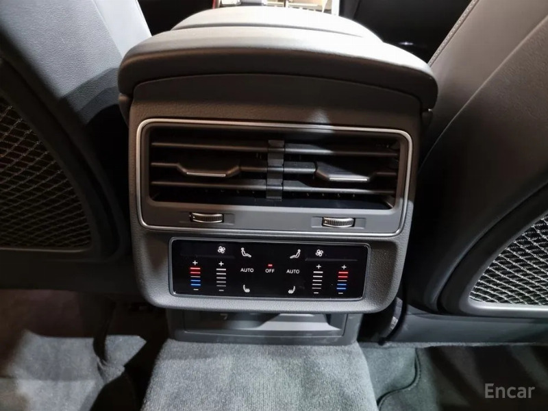 car Audi Q8 id56921 photo #18