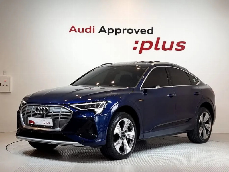 car Audi e-tron id56922 main photo