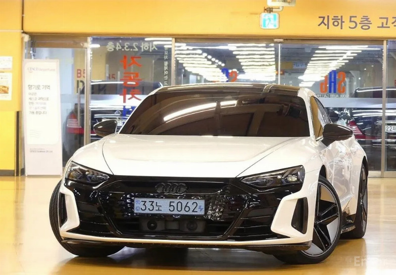 car Audi RS e-tron GT id56924 photo #2