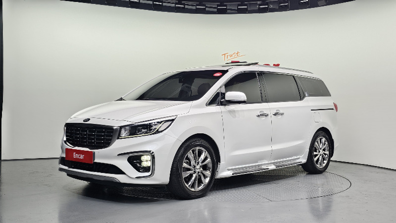 car KIA Carnival id56952 main photo