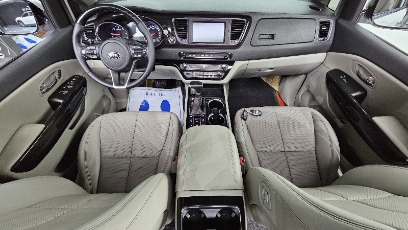 car KIA Carnival id56952 photo #7