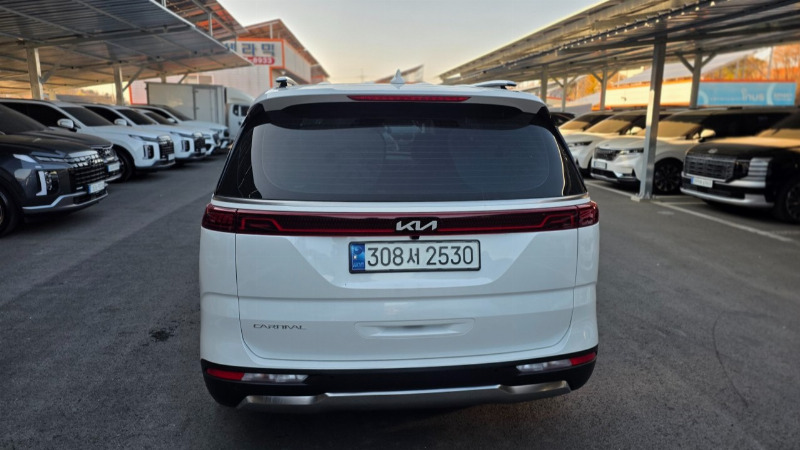 car KIA Carnival id56965 photo #4