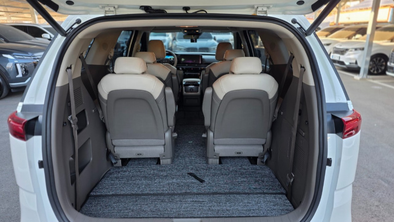 car KIA Carnival id56965 photo #5